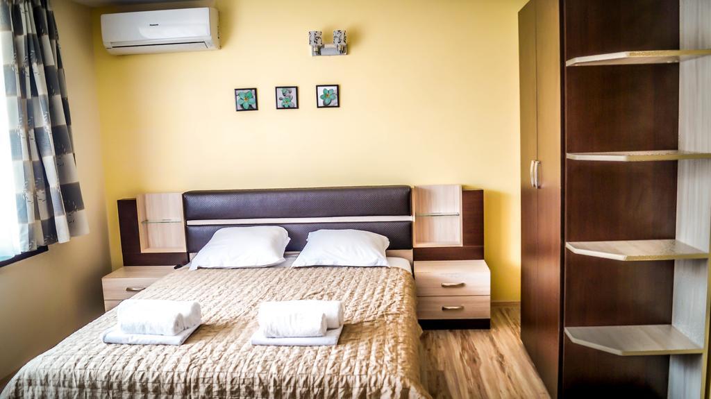 Guest House Meridi Priseltsi Eksteriør bilde
